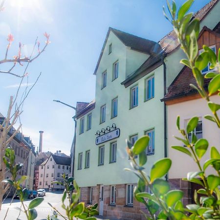 Haus99 Budget Pension & Apartments Fürth Exterior foto